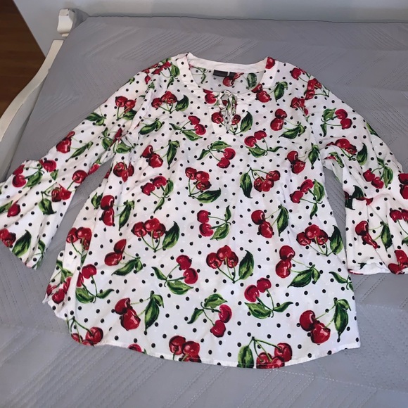 Rafaella Tops - NWOT Rafaella blouse